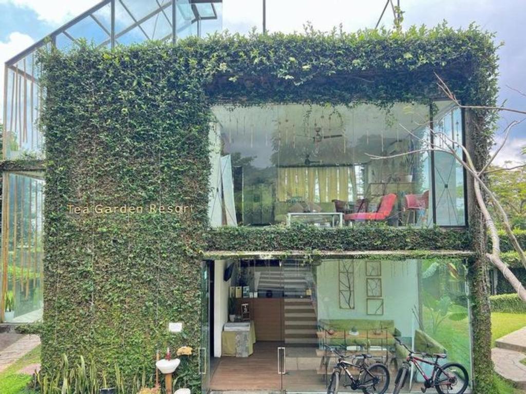 Tea Garden Resort Ciater Exterior photo